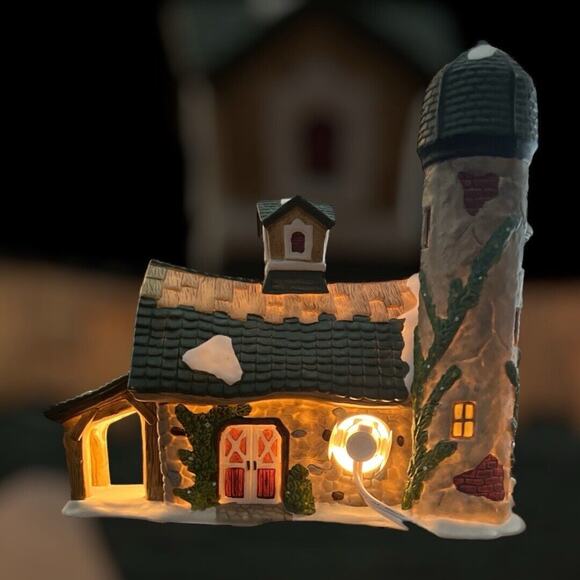 Porcelain, Ceramic Light Up Christmas, Winter Red Snowy Farm Barn, Silo - Picture 5 of 7